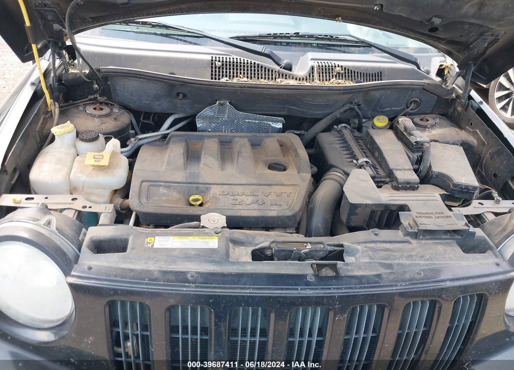 2008 JEEP COMPASS SPORT VIN: 1J8FT47W78D787786