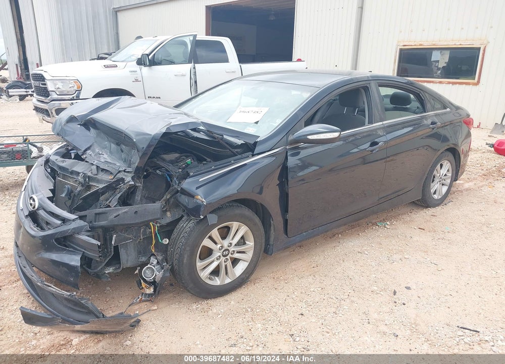 2014 HYUNDAI SONATA GLS VIN: 5NPEB4AC0EH912041