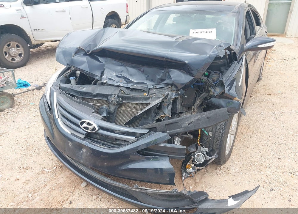 2014 HYUNDAI SONATA GLS VIN: 5NPEB4AC0EH912041