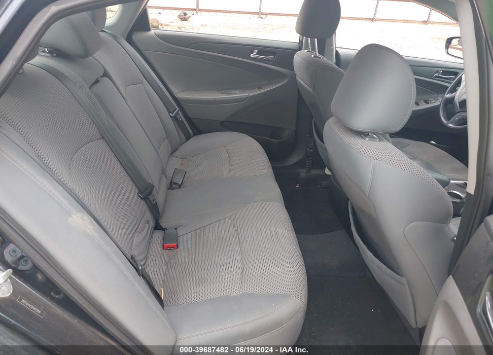 2014 HYUNDAI SONATA GLS VIN: 5NPEB4AC0EH912041