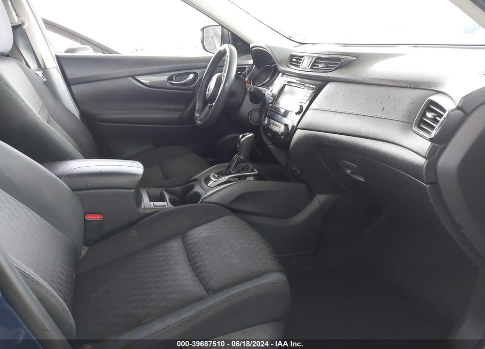 2018 NISSAN ROGUE SV VIN: KNMAT2MT6JP509496