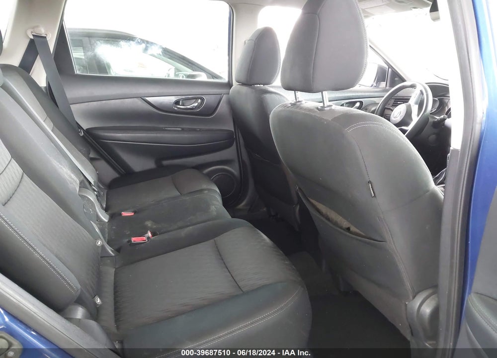 2018 NISSAN ROGUE SV VIN: KNMAT2MT6JP509496