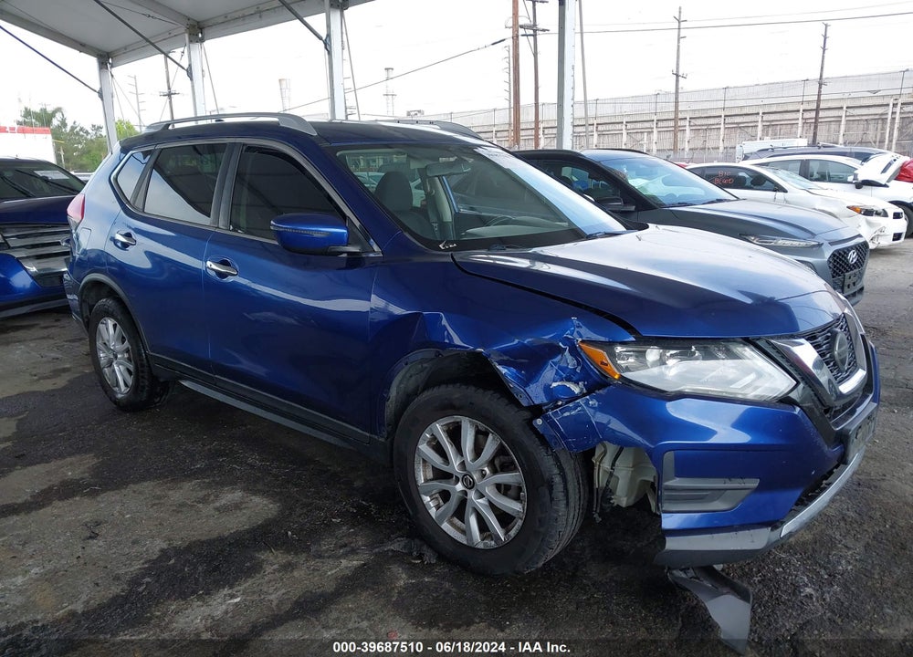 2018 NISSAN ROGUE SV VIN: KNMAT2MT6JP509496