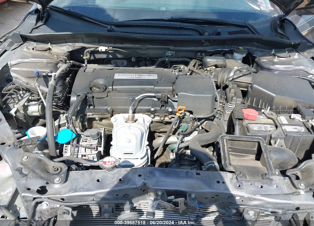 2015 HONDA ACCORD LX VIN: 1HGCR2F3XFA016890