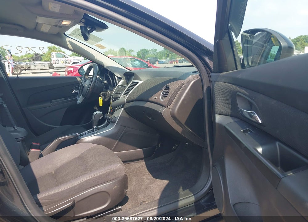 2014 CHEVROLET CRUZE 1LT AUTO VIN: 1G1PC5SB7E7252515