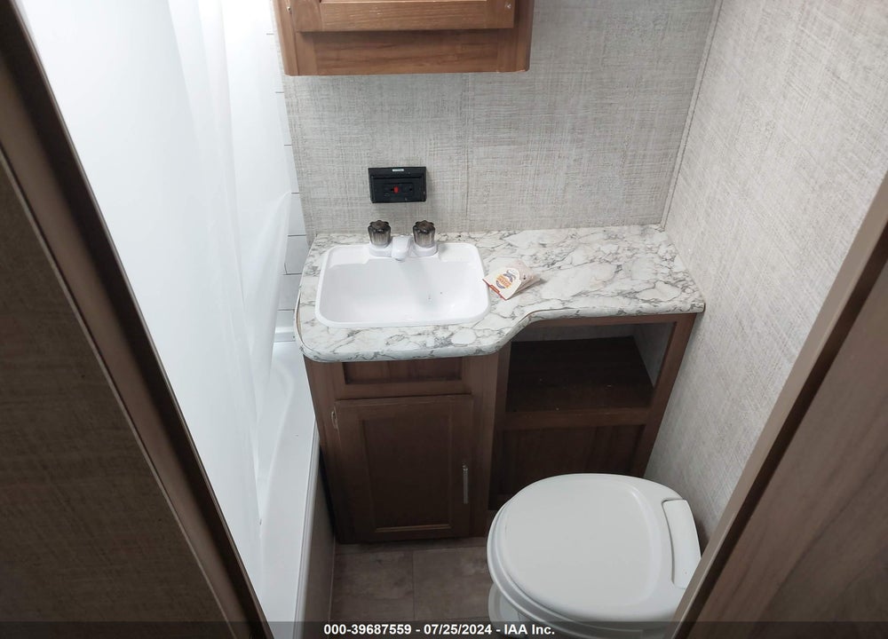 2020 GULFSTREAM AMERILITE VIN: 1NL1G3326L1136396