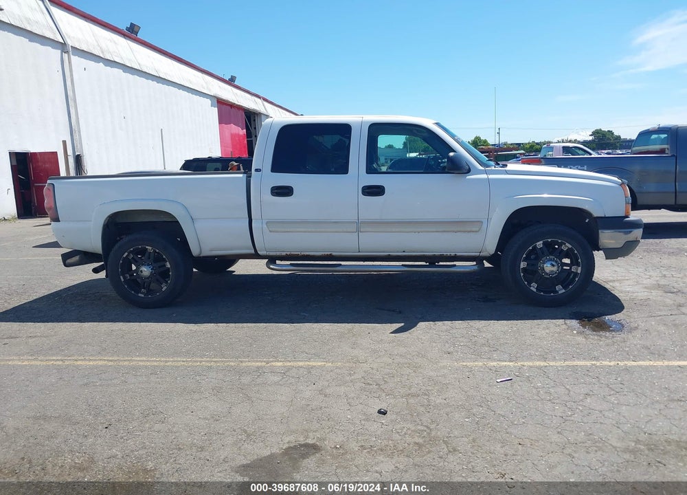 2004 CHEVROLET SILVERADO 2500 LS/LT VIN: 1GCGK23U94F129490