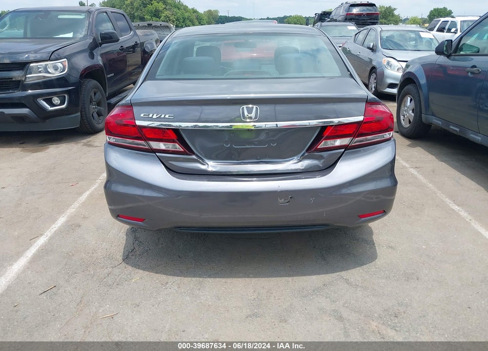 2015 HONDA CIVIC LX VIN: 2HGFB2F5XFH560956