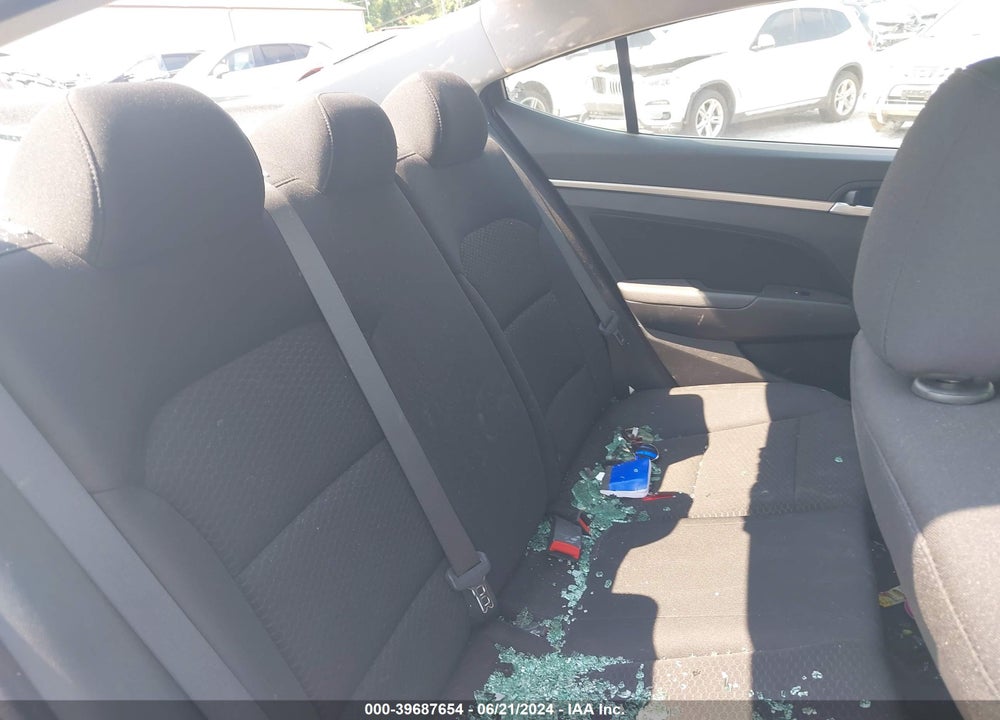 2019 HYUNDAI ELANTRA SEL VIN: 5NPD84LF5KH410588