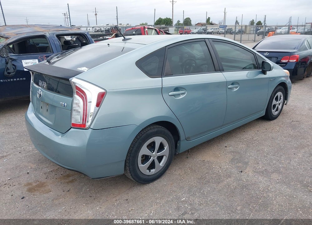 2013 TOYOTA PRIUS THREE VIN: JTDKN3DUXD1676139