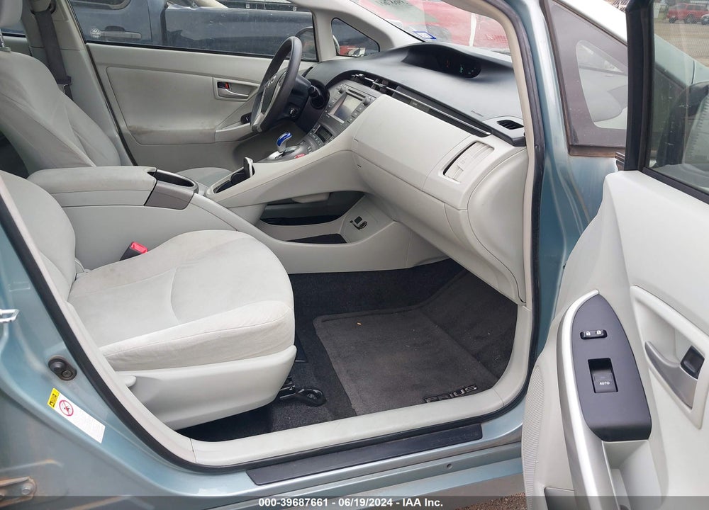 2013 TOYOTA PRIUS THREE VIN: JTDKN3DUXD1676139