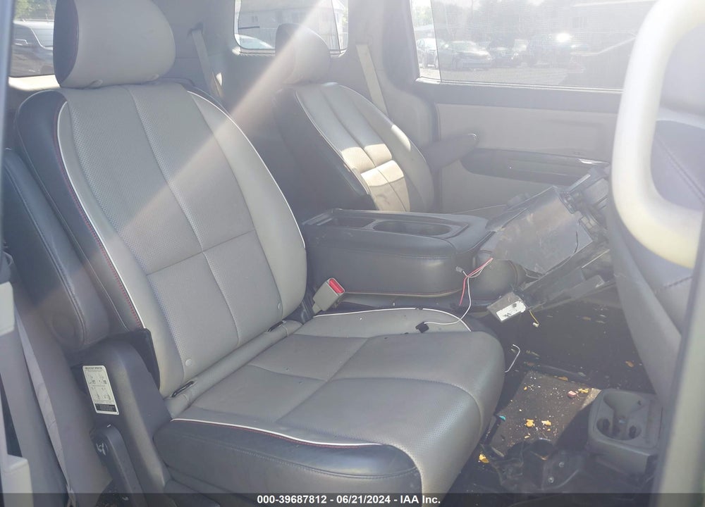 2016 KIA SEDONA SX VIN: KNDMC5C13G6116472