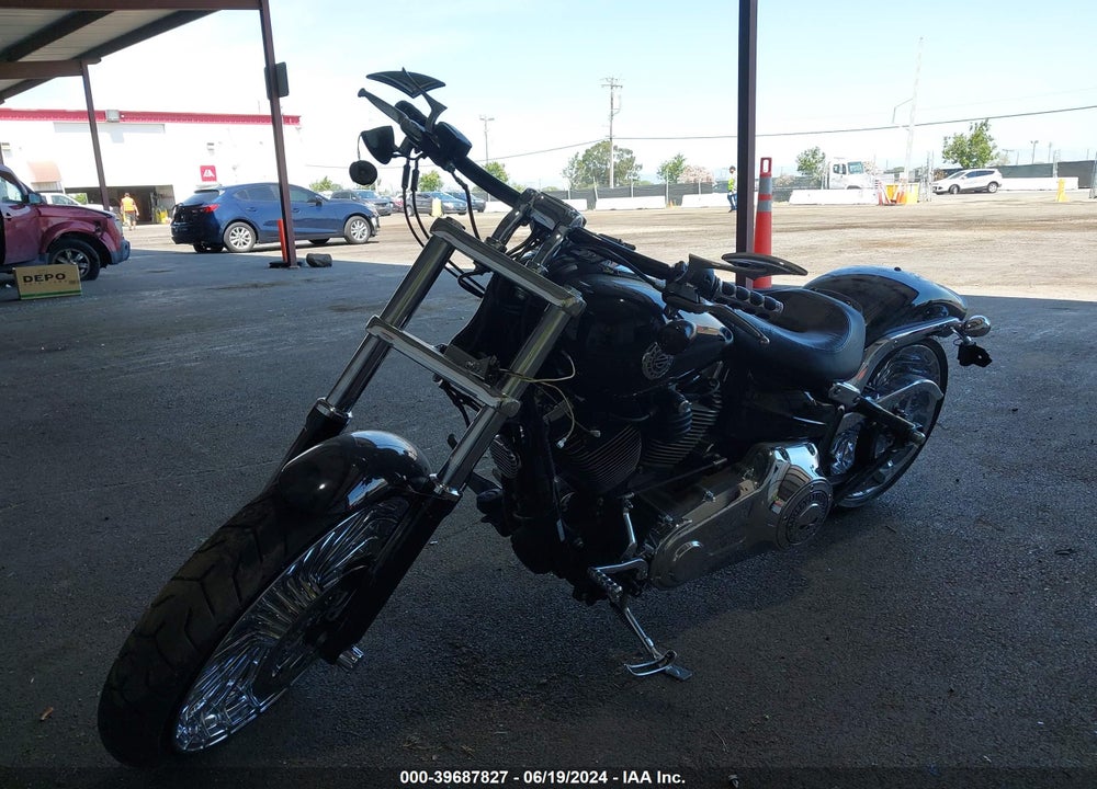 2015 HARLEY-DAVIDSON FXSB VIN: 1HD1BFV30FB018207