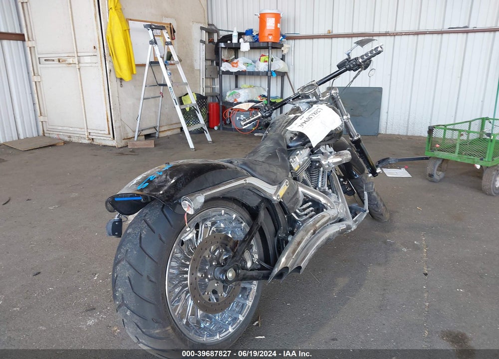 2015 HARLEY-DAVIDSON FXSB VIN: 1HD1BFV30FB018207