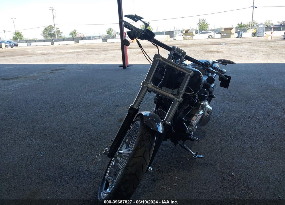 2015 HARLEY-DAVIDSON FXSB VIN: 1HD1BFV30FB018207