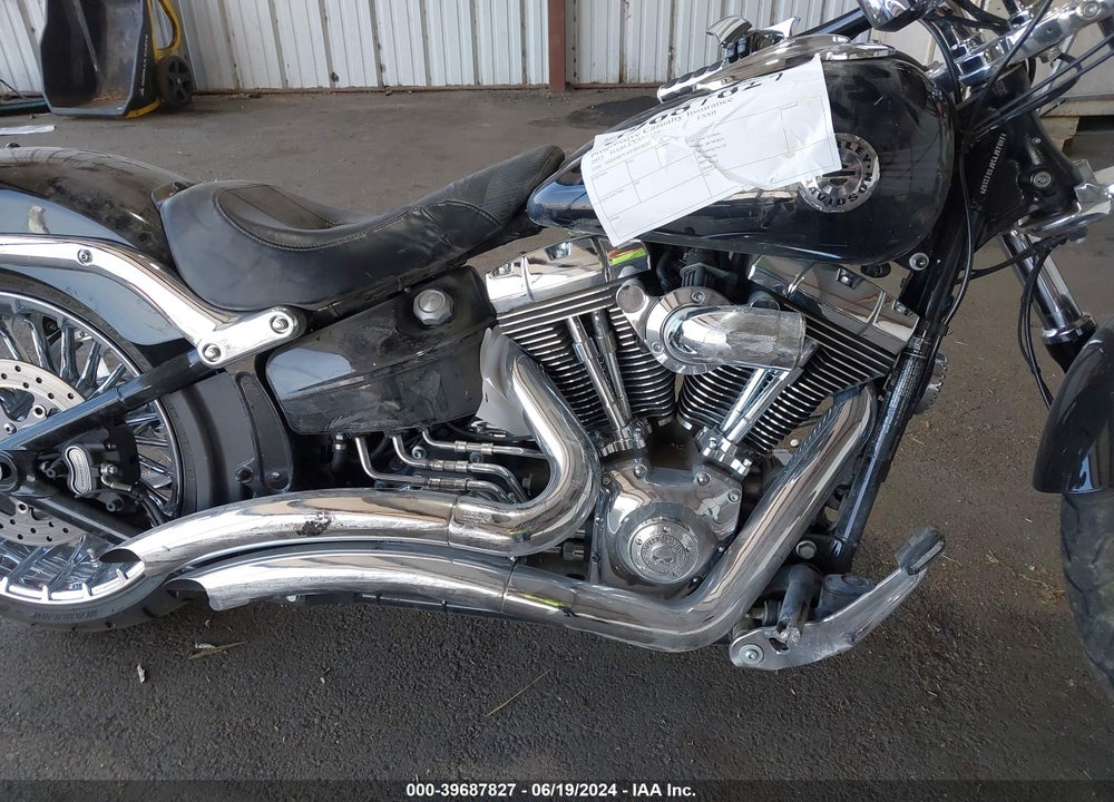 2015 HARLEY-DAVIDSON FXSB VIN: 1HD1BFV30FB018207