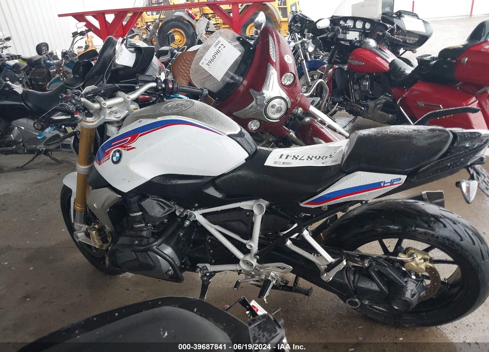 2020 BMW R 1250 R VIN: WB10J7300LZG69709