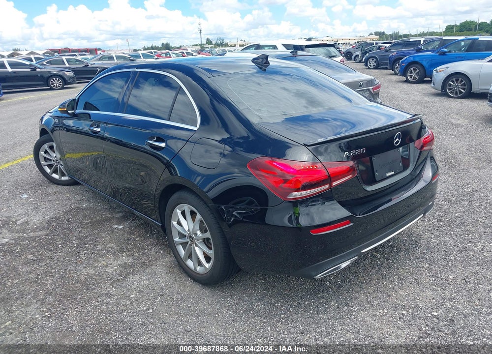 2020 MERCEDES-BENZ A 220 VIN: WDD3G4EB5LW037739