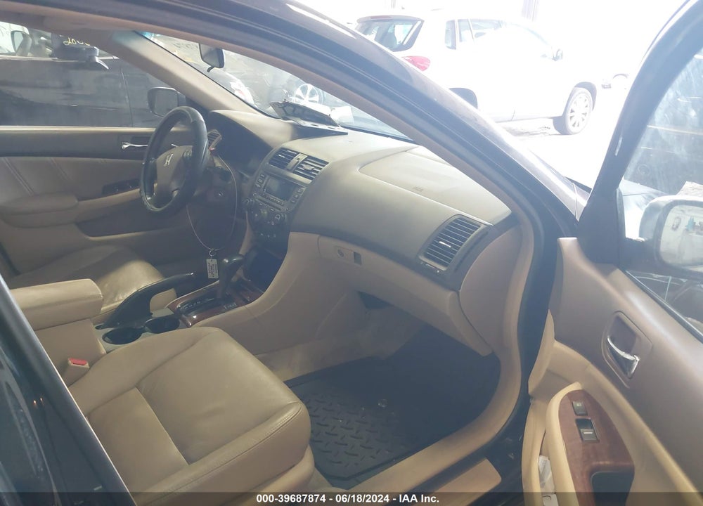2007 HONDA ACCORD 2.4 EX VIN: 1HGCM56827A130444
