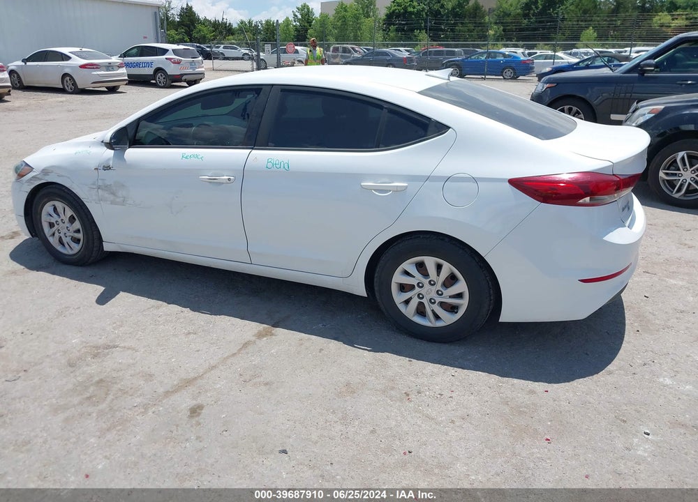2017 HYUNDAI ELANTRA SE VIN: 5NPD74LF6HH168731