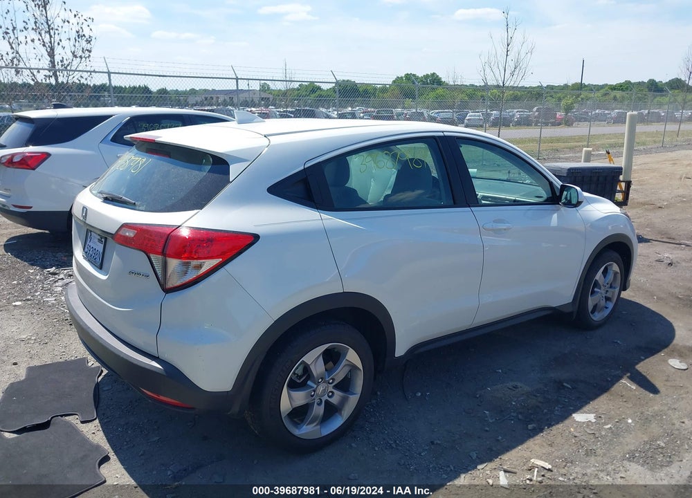 2022 HONDA HR-V AWD LX VIN: 3CZRU6H30NM717655