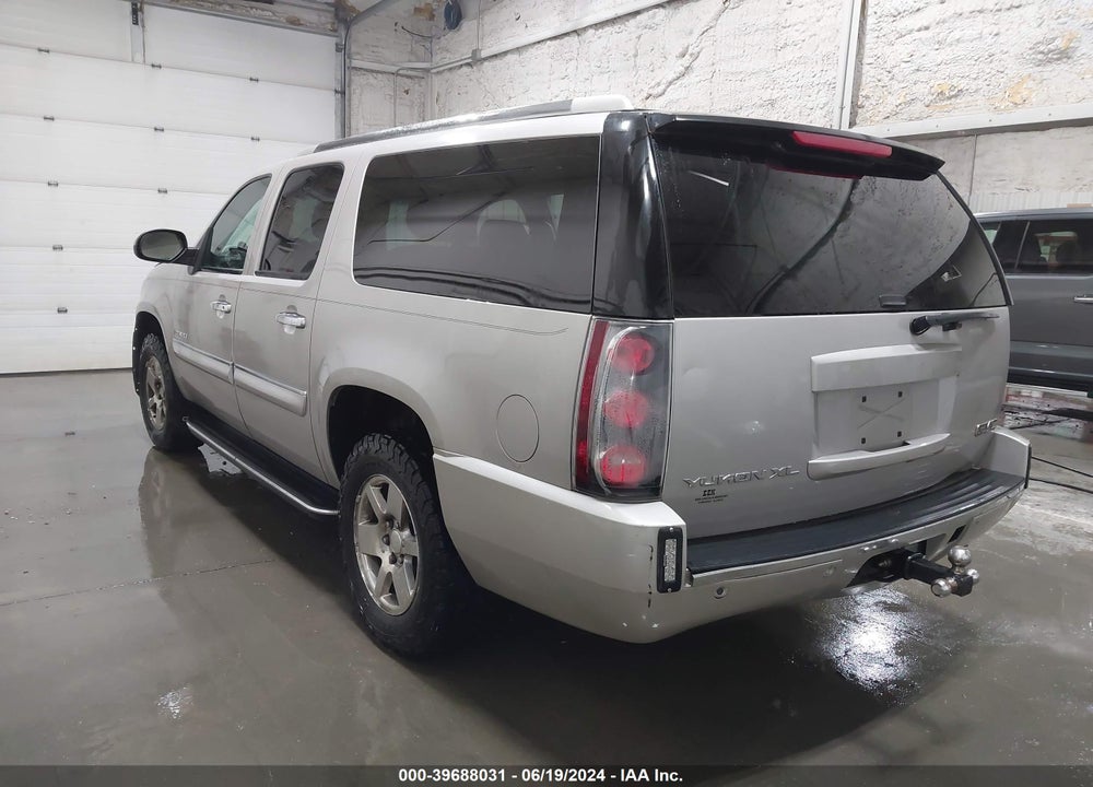 2007 GMC YUKON XL 1500 VIN: 1GKFK668X7J233283