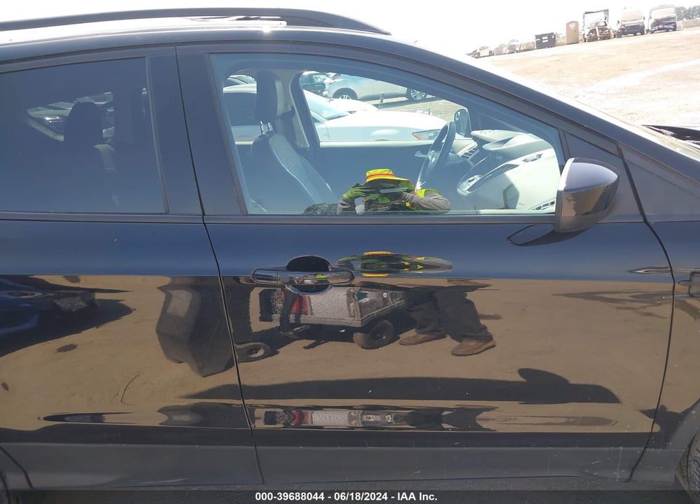 2019 FORD ESCAPE SE VIN: 1FMCU9GD8KUA26643