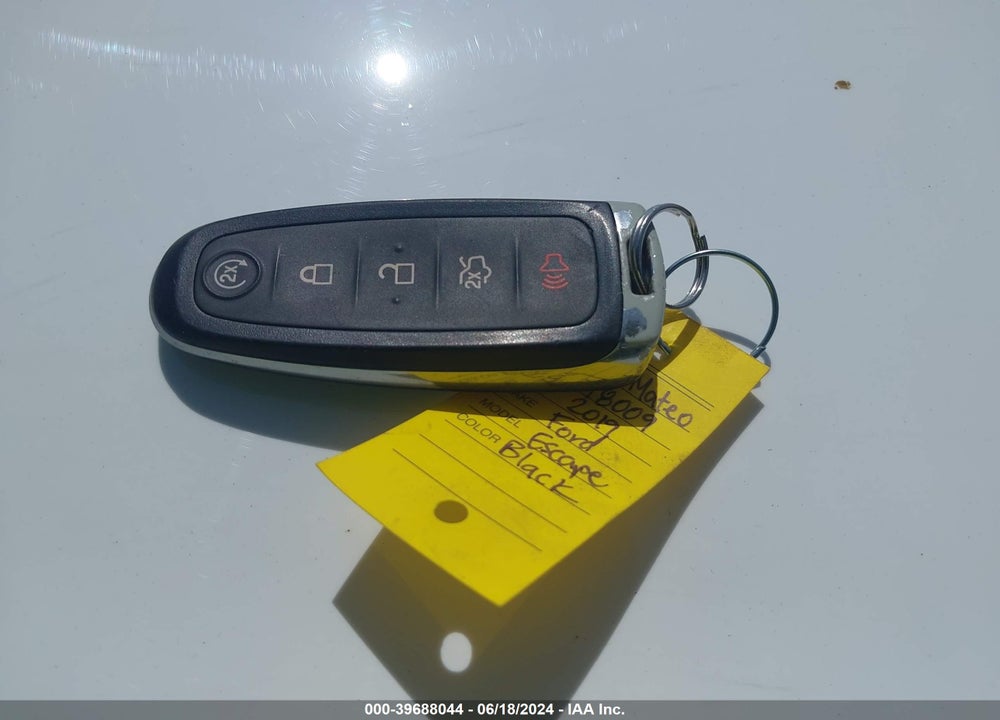 2019 FORD ESCAPE SE VIN: 1FMCU9GD8KUA26643