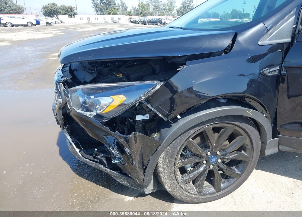 2019 FORD ESCAPE SE VIN: 1FMCU9GD8KUA26643