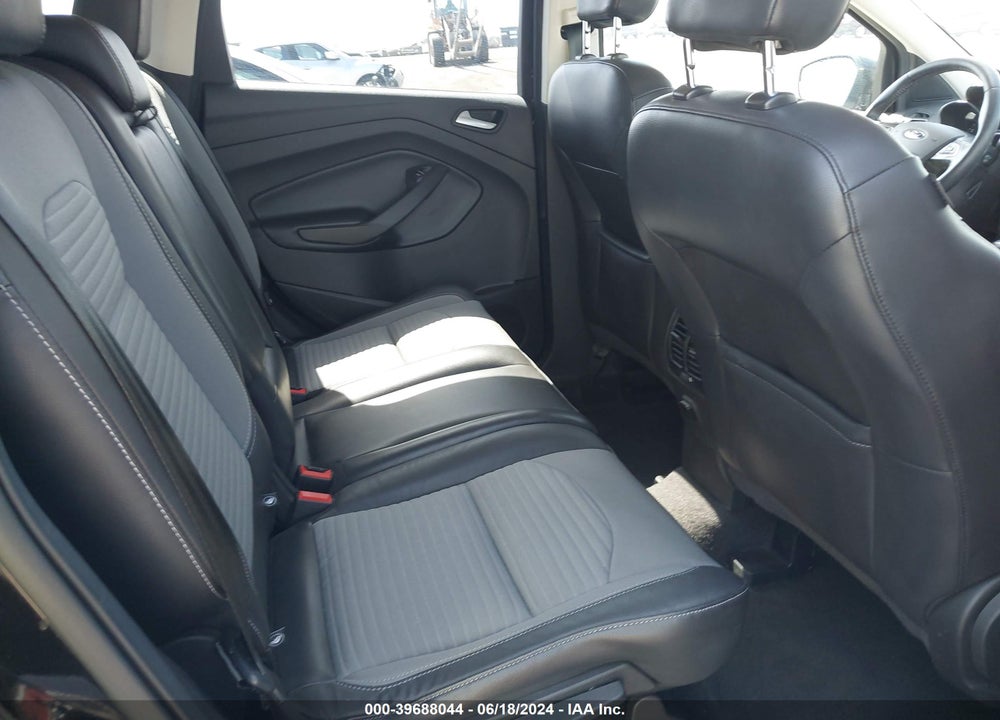 2019 FORD ESCAPE SE VIN: 1FMCU9GD8KUA26643