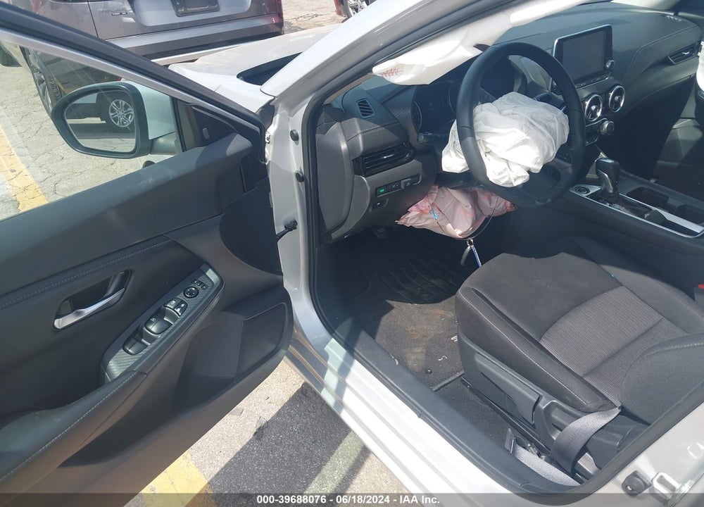 2022 NISSAN SENTRA SV XTRONIC CVT VIN: 3N1AB8CV5NY242660
