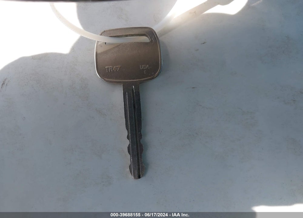2005 TOYOTA TUNDRA VIN: 5TBJU32105S444718