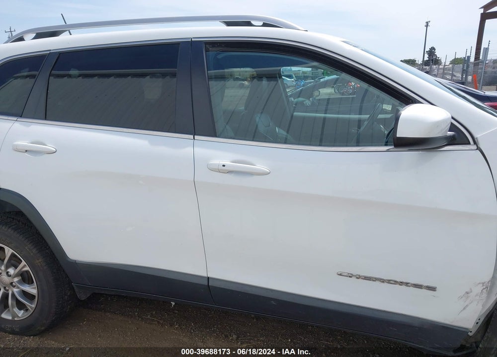 2019 JEEP CHEROKEE LATITUDE PLUS 4X4 VIN: 1C4PJMLB5KD198926