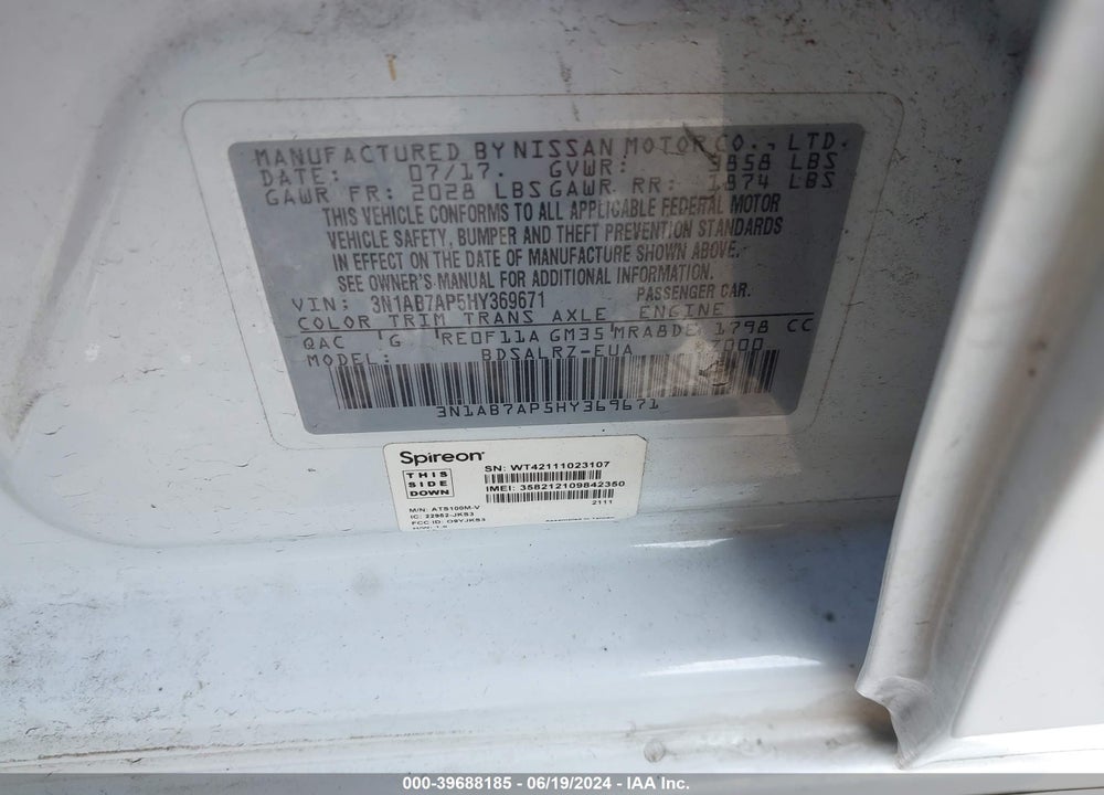 2017 NISSAN SENTRA SR VIN: 3N1AB7AP5HY369671