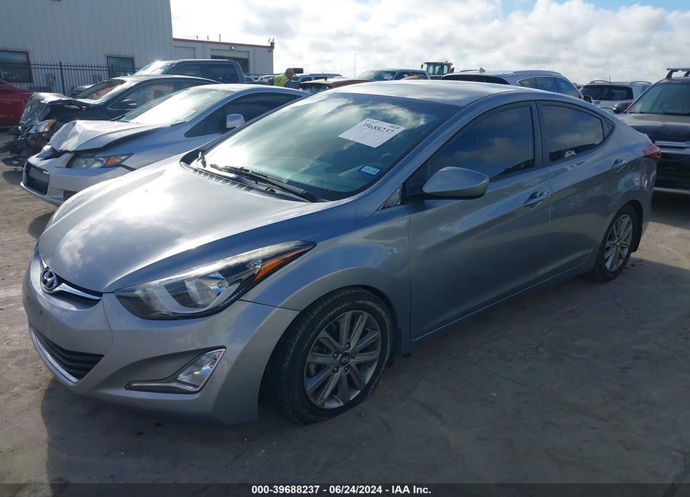 2015 HYUNDAI ELANTRA SE VIN: 5NPDH4AE5FH617028