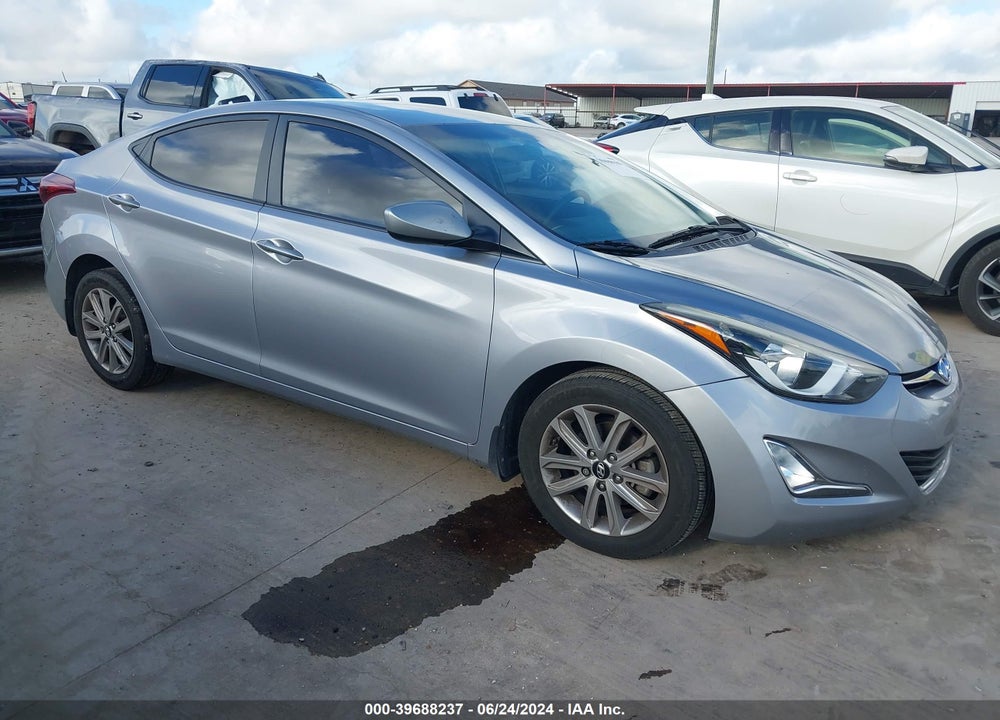2015 HYUNDAI ELANTRA SE VIN: 5NPDH4AE5FH617028