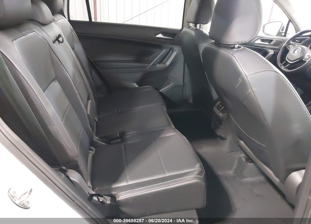 2020 VOLKSWAGEN TIGUAN 2.0T SE/2.0T SE R-LINE BLACK/2.0T SEL VIN: 3VV2B7AX0LM028004