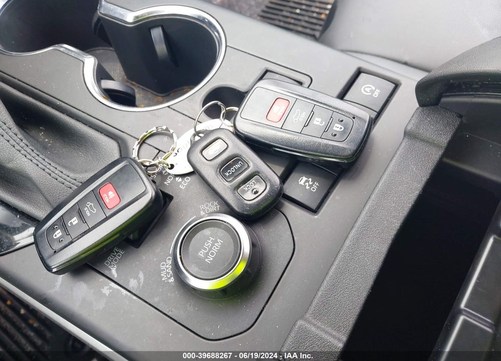 2021 TOYOTA HIGHLANDER XSE VIN: 5TDLZRBH0MS109393