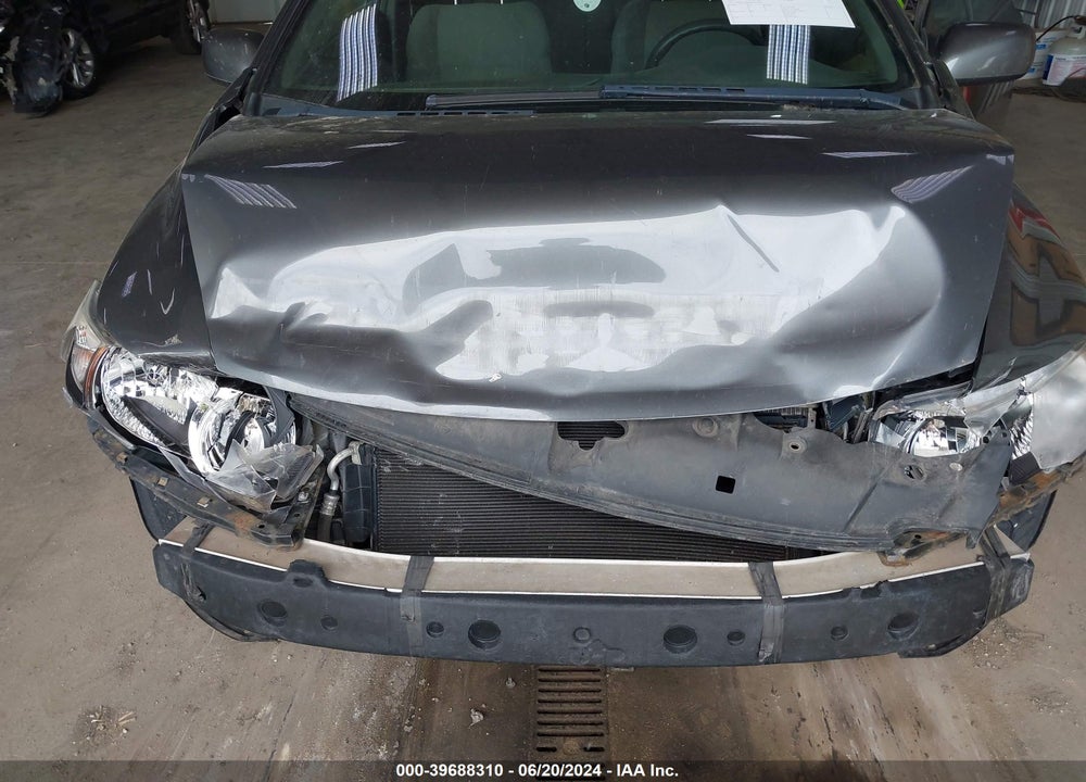 2010 HONDA CIVIC LX VIN: 2HGFG1B60AH522462