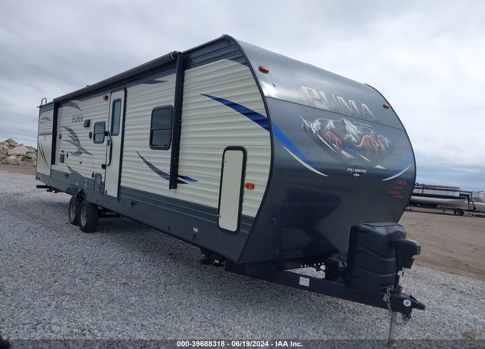 2018 PUMA 2 AXLE 32FT VIN: 4X4TPUH21JP073032