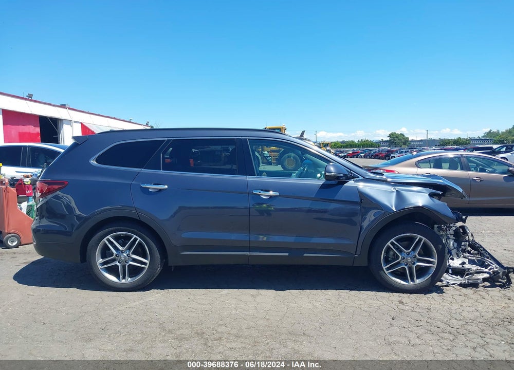 2018 HYUNDAI SANTA FE SE ULTIMATE VIN: KM8SRDHF5JU265808