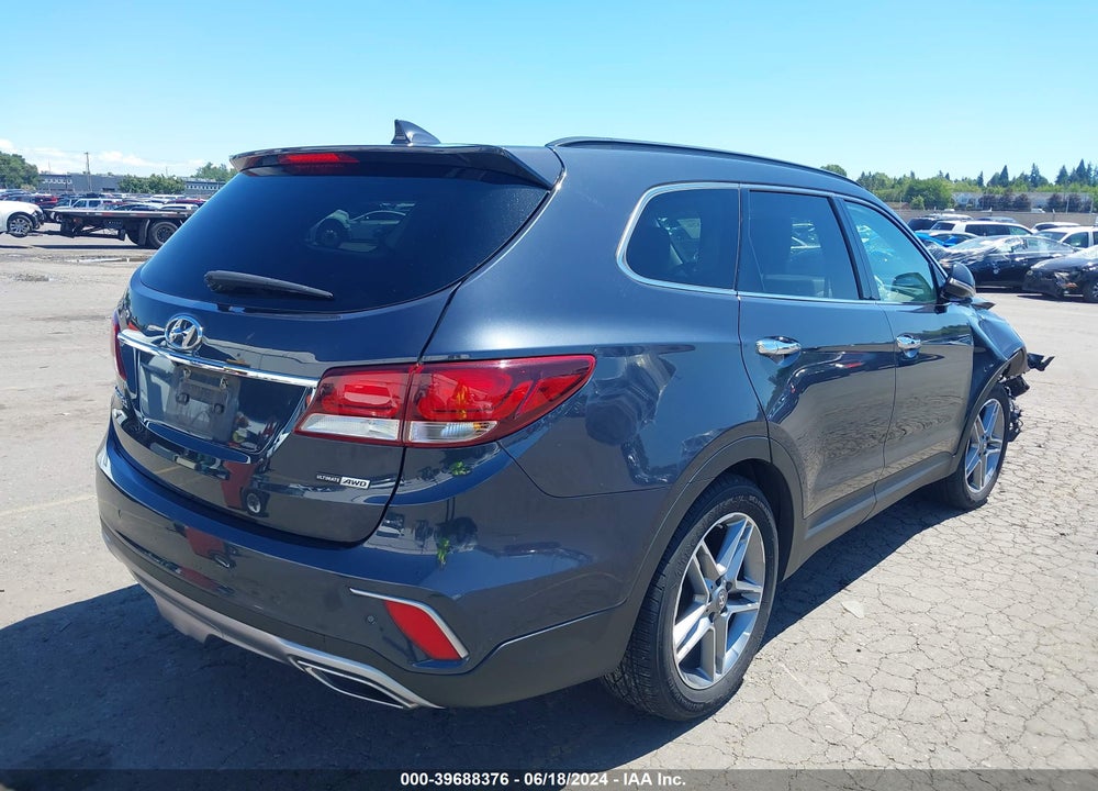 2018 HYUNDAI SANTA FE SE ULTIMATE VIN: KM8SRDHF5JU265808