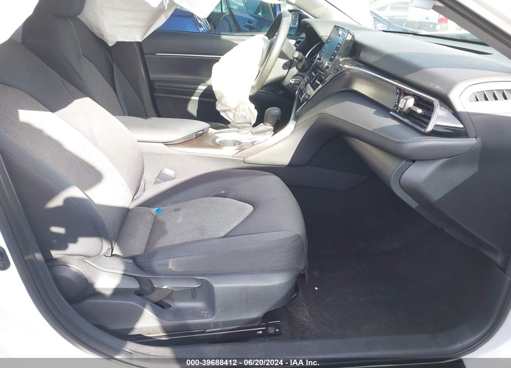 2021 TOYOTA CAMRY LE VIN: 4T1C11AK3MU562291