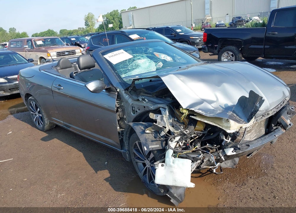 2011 CHRYSLER 200 S VIN: 1C3BC8EG1BN583323