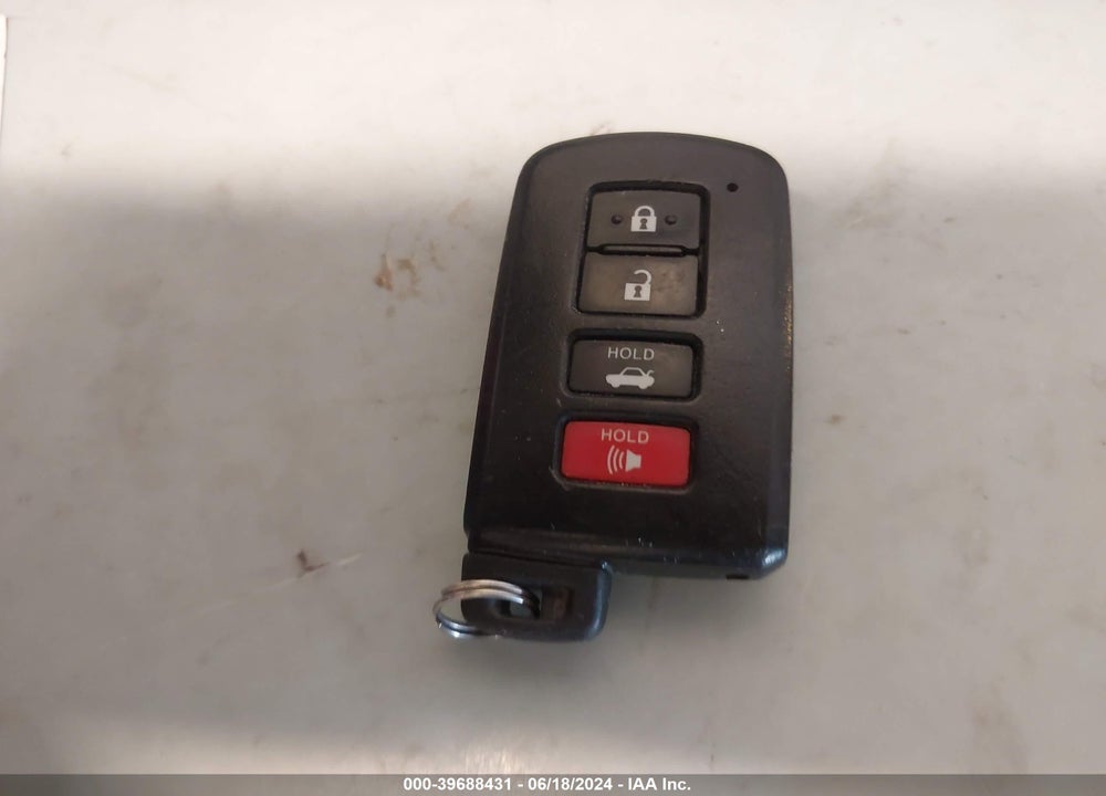 2017 TOYOTA COROLLA XLE VIN: 5YFBURHE6HP694518
