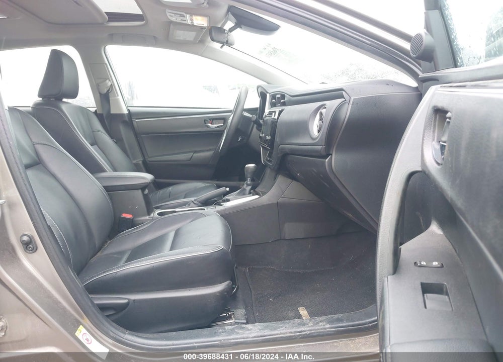 2017 TOYOTA COROLLA XLE VIN: 5YFBURHE6HP694518