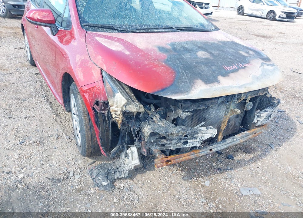 2021 TOYOTA COROLLA LE VIN: 5YFEPMAE0MP176058
