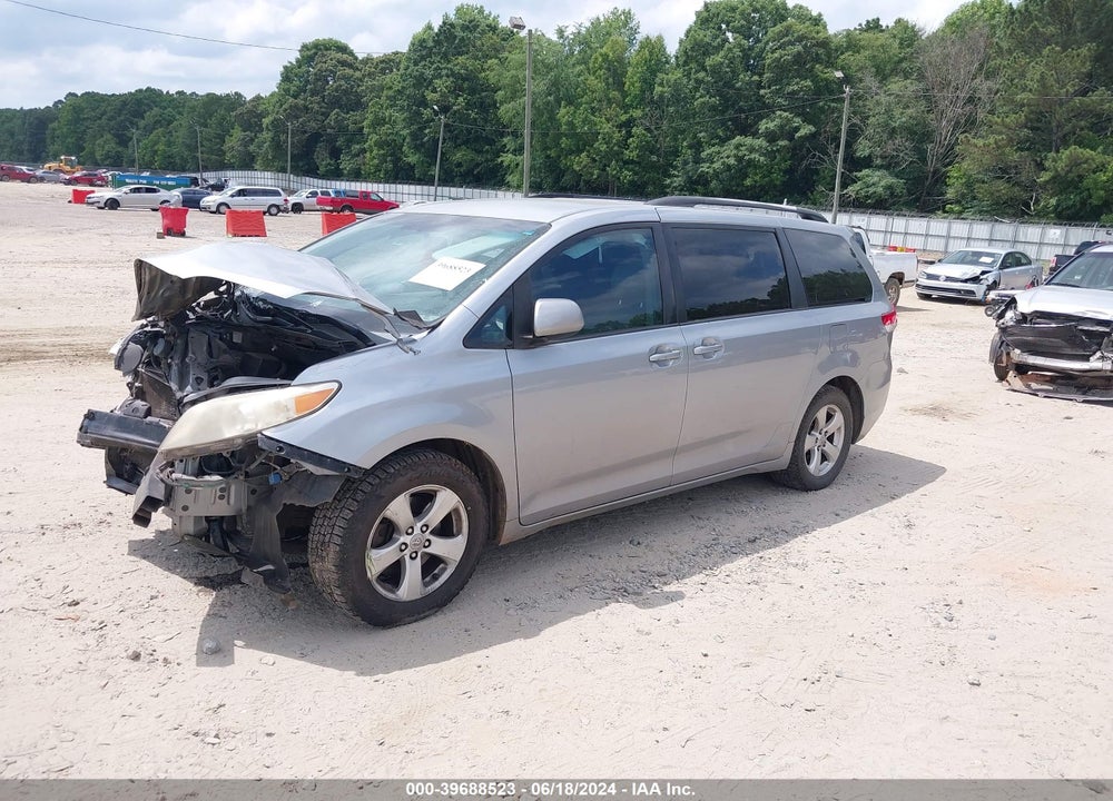 2011 TOYOTA SIENNA LE V6 VIN: 5TDKK3DC6BS155919