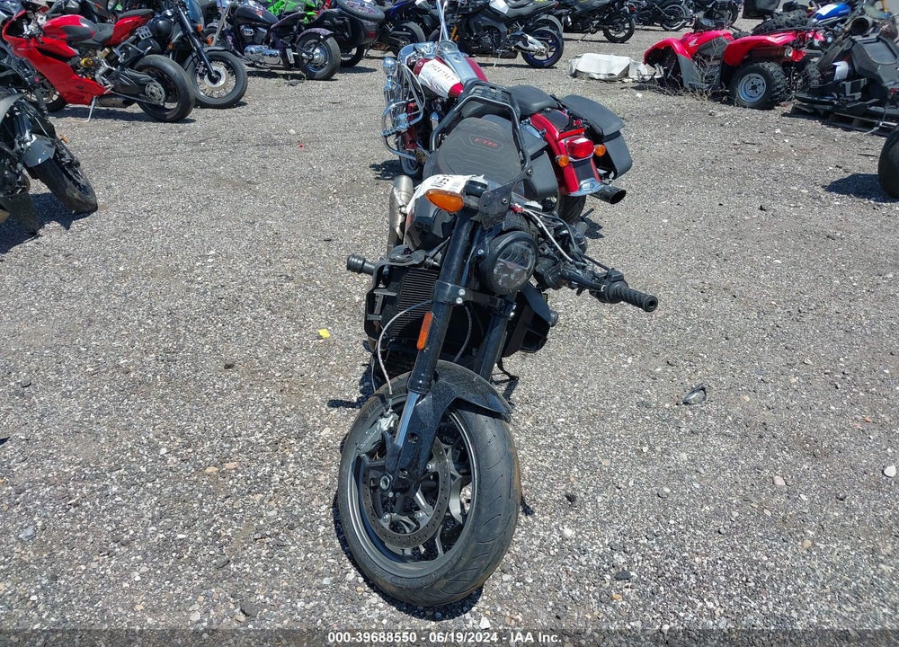 2023 INDIAN MOTORCYCLE CO. FTR SPORT VIN: 56KRZM225P3013719
