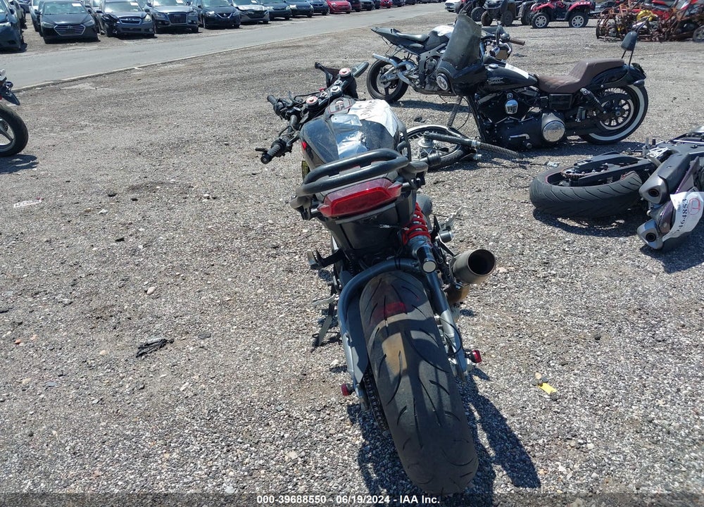 2023 INDIAN MOTORCYCLE CO. FTR SPORT VIN: 56KRZM225P3013719
